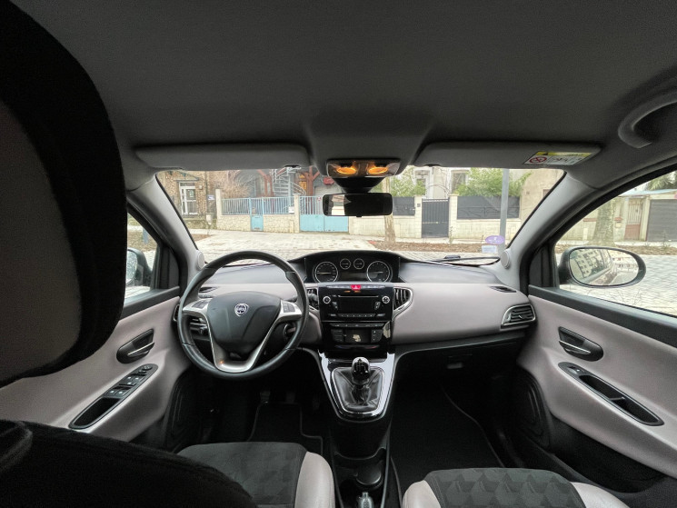 LANCIA YPSILON  1.2 70cv Elle 