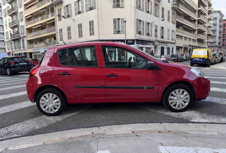 RENAULT CLIO 1.2 i 75 CH PACK CLIM 63500 KMS