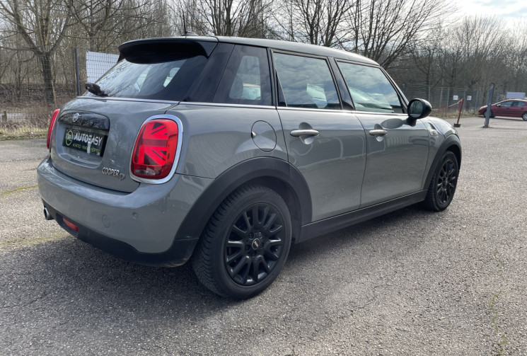 Mini MINI 5 PORTES 1.5 D 116 ch / Sièges AV Sport avec Sellerie Cuir Chauffant /GPS 