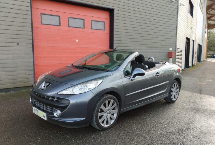 Peugeot 207 CC 1.6 VTi 120 Sport BVM5 / entretien Peugeot *45000 KM*