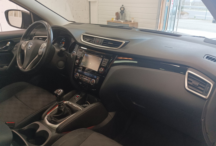 Nissan Qashqai 1.6 dCi 130ch Connect Edition