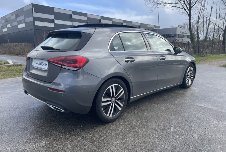 Mercedes CLASSE A 180d 116cv * Toit Ouvrant * Carplay * Caméra * Led d'ambiance * Sièges Chauffants