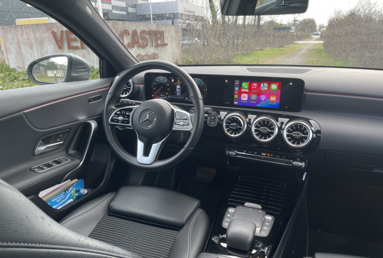 Mercedes CLASSE A 180d 116cv * Toit Ouvrant * Carplay * Caméra * Led d'ambiance * Sièges Chauffants