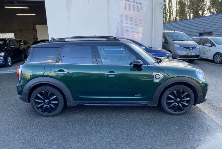 Mini COUNTRYMAN 3 (F60) SE 1.5 i 224 CV ALL4 Steptronic6 136 CV + 84 CV BVA EDITION CHILI 2