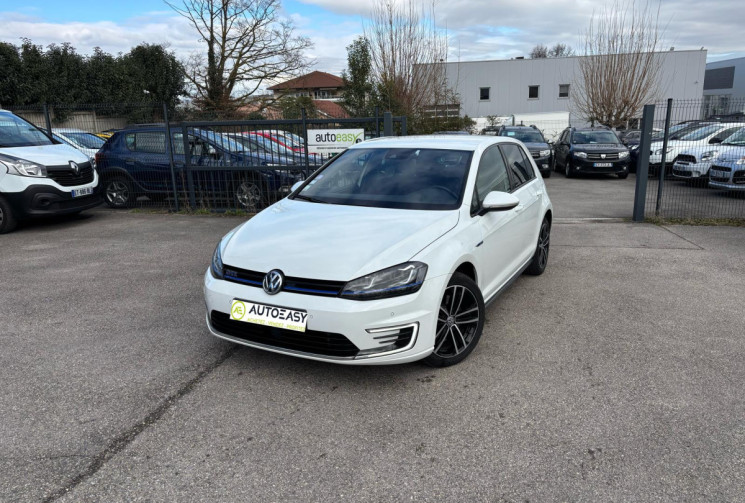 Volkswagen Golf VII / GTE / 204 CH 