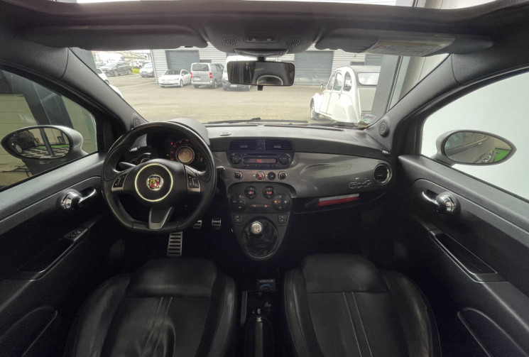 Abarth 500C 1.4 Turbo T-Jet 135ch