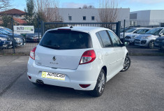 Renault CLIO III (B/C85) 1.6 16v 128 ch GT 5p