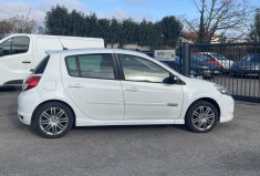 Renault CLIO III (B/C85) 1.6 16v 128 ch GT 5p