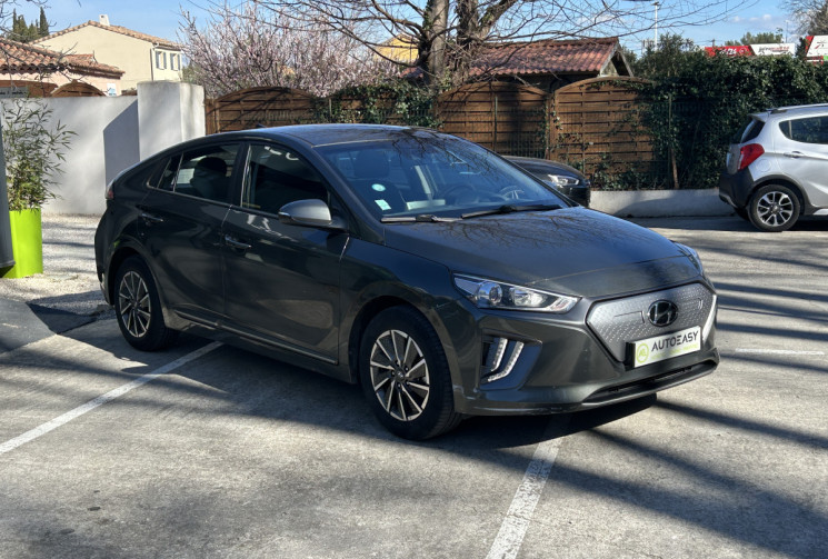 Hyundai Ioniq 38,3 kWh 136 Intuitive 1° main / Garantie constructeur 07/2026 / Entretien Hyundai