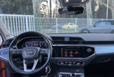 Audi Q3 35 TFSI 150 Design S Tronic 7 / Attelage Electrique / Sièges Chauffants / Carplay 