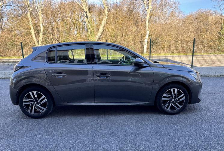 Peugeot 208 Allure 1.2 100 ch / Camera / Carplay / GPS / Entretien à jour / Garantie 6 mois