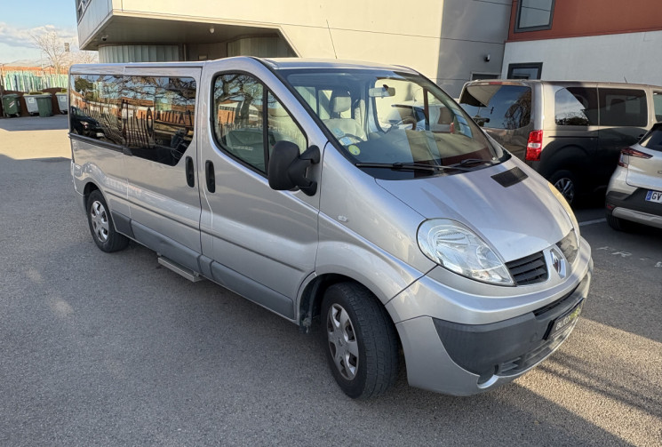 Renault TRAFIC Combi 9 places rallongé / Luxe cuir / 2.0 DCI 90 cv 