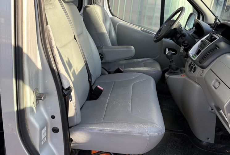 Renault TRAFIC Combi 9 places rallongé / Luxe cuir / 2.0 DCI 90 cv 