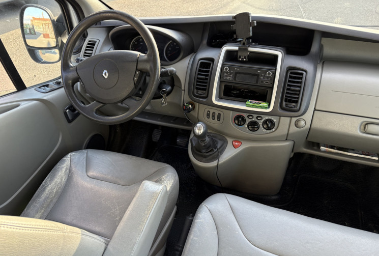 Renault TRAFIC Combi 9 places rallongé / Luxe cuir / 2.0 DCI 90 cv 