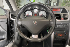 Peugeot 207 CC 1.6 HDI 110 ch ROLAND GARROS