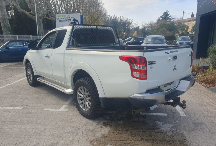 Mitsubishi L200 2.4 DI-D 181 CLUB CAB 4WD * Turbo changé * Révision à jour * Pas de TVA