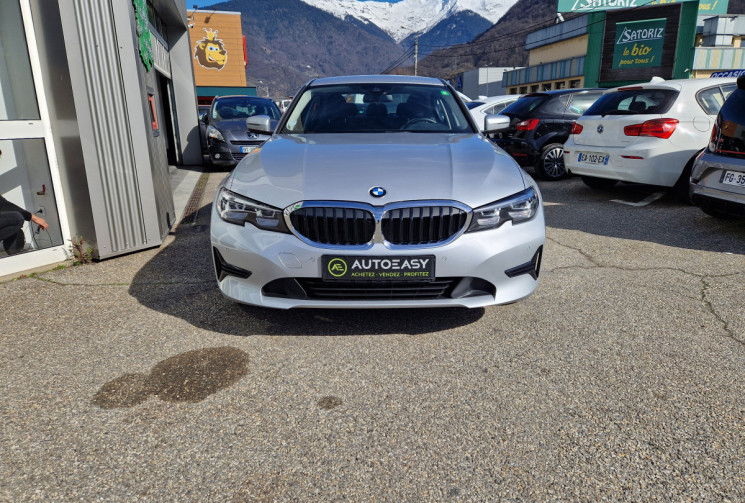 BMW SERIE 3 2.0 320i 184 Luxury BVA8 - état neuf