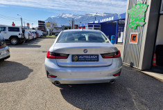 BMW SERIE 3 2.0 320i 184 Luxury BVA8 - état neuf