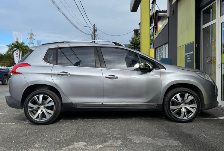 Peugeot 2008 1.6 VTi 16V 120 cv // Toit panoramique // Parfait état // Moteur refait à neuf 