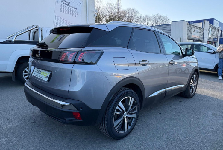 Peugeot 3008  1.5 BlueHDi EAT8 130 cv ALLURE PACK 