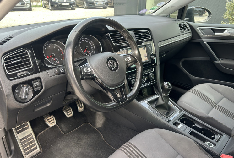 Volkswagen Golf VII SW 1.2 TSI Blue Motion 110 Allstar Historique complet /sièges chaffants/Carplay