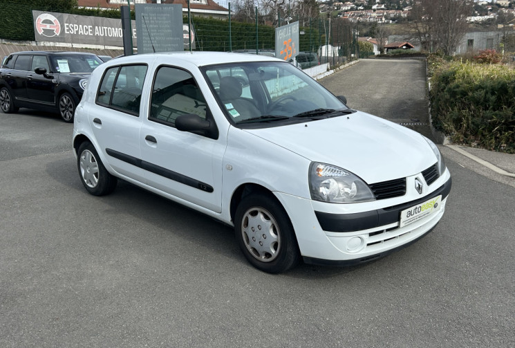 Renault CLIO II 5 Portes Phase 2 1.2 i 60cv