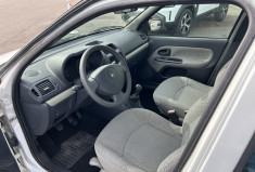 Renault CLIO II 5 Portes Phase 2 1.2 i 60cv