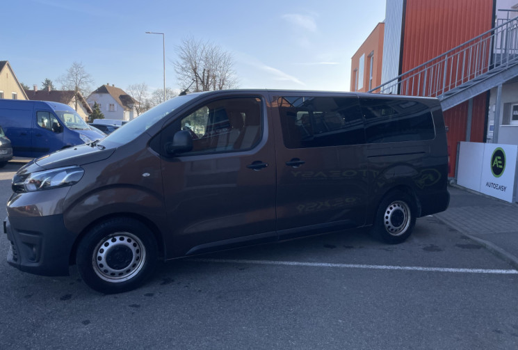 Toyota PROACE COMBI Long 115 D-4D Dynamic / 9 places