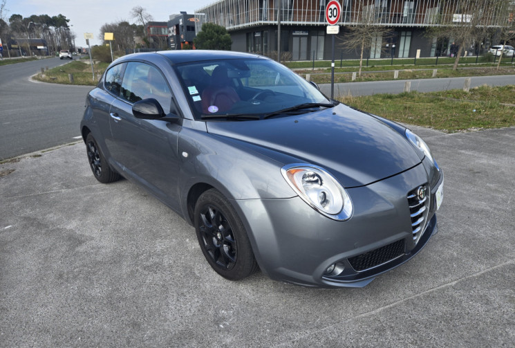 Alfa Romeo MITO Exclusive 1.4 TB MultiAir 135 ch Exclusive *faible kilométrage * full cuir Rouge*