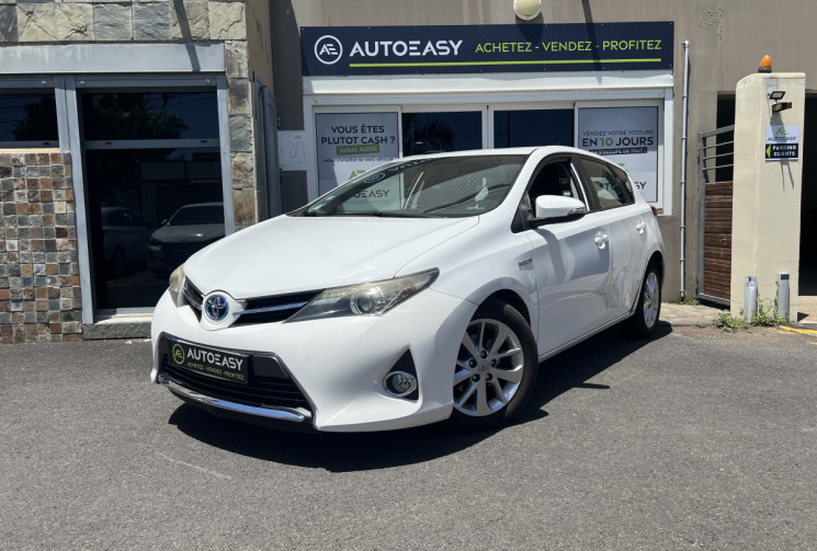 Toyota AURIS  Hatchback 1.8 VVT-i HSD CVT Hybride 136 cv FEEL