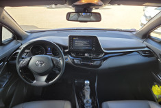 Toyota C-HR 122H Distinctive 2WD E-CVT MY20