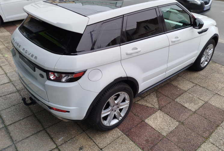 Land-Rover RANGE ROVER EVOQUE I /  2.2 TD4 / 4WD 150 ch DYNAMIC / TOIT PANORAMIQUE 