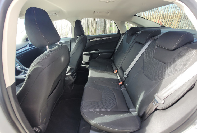 Ford MONDEO 2.0 HYBRID 187 BVA6 TITANIUM