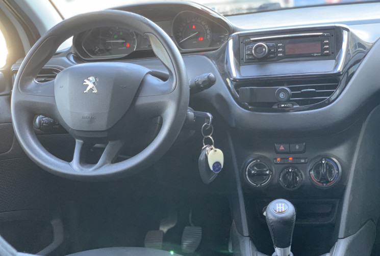 Peugeot 208 1.2 VTI 82CV ACCES