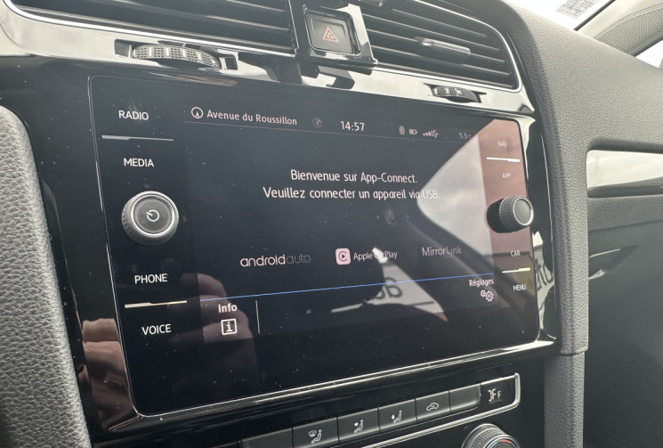 Volkswagen Golf  1.6 TDI Blue Motion 115 CONNECT / APPLE CARPLAY