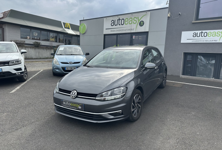 Volkswagen Golf  1.6 TDI Blue Motion 115 CONNECT / APPLE CARPLAY